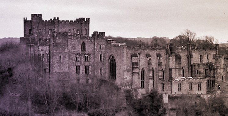 Black and white old fashioned photo of Durham University