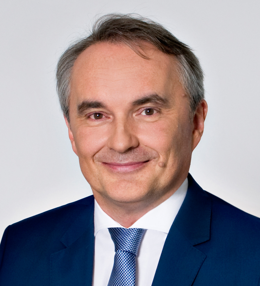 Headshot of Dr Christoph Schaffer
