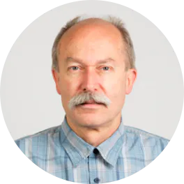 Headshot of Dr Graeme Douglas Bird