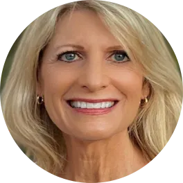 Headshot of Dr Leann Christianson
