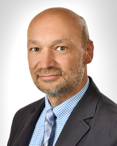 Headshot of Dr Peter Zeller