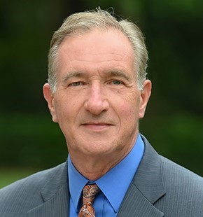 Headshot of Glen Besterfield