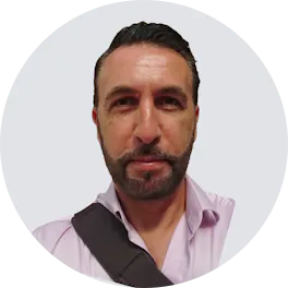 Headshot of Lionel Bunting