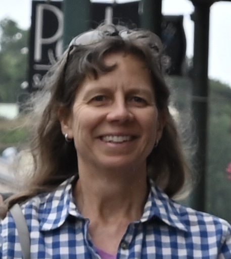 Headshot of Wendy Simmons