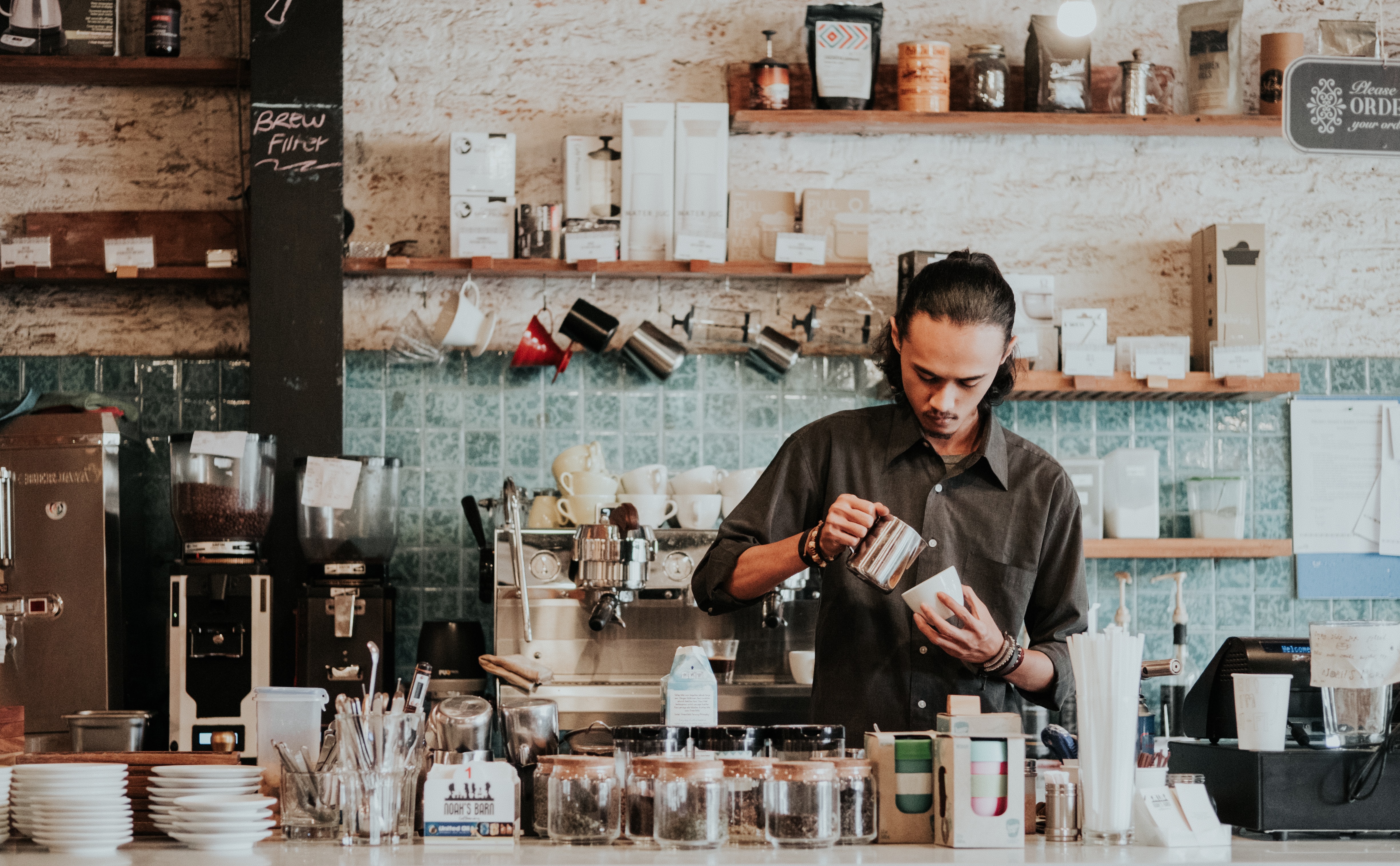 Can you work abroad as an international student? 