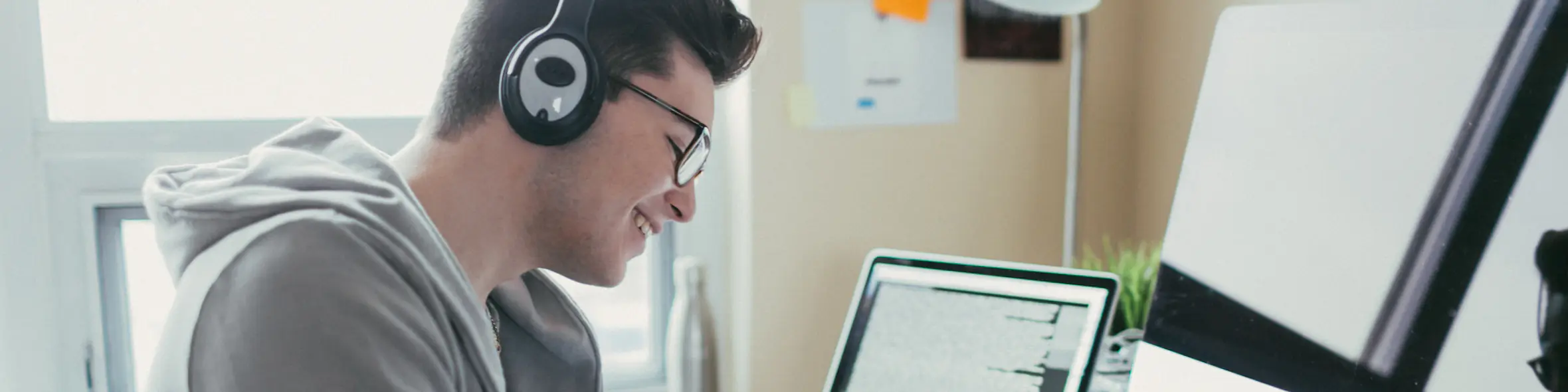 How Studee helps you study abroad