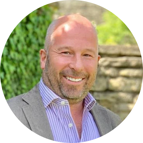 Studee headshot of Co-Founder & COO, Simon Andrews