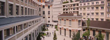 ESCE Business School campus view