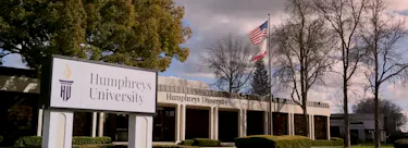 Humphreys University campus view