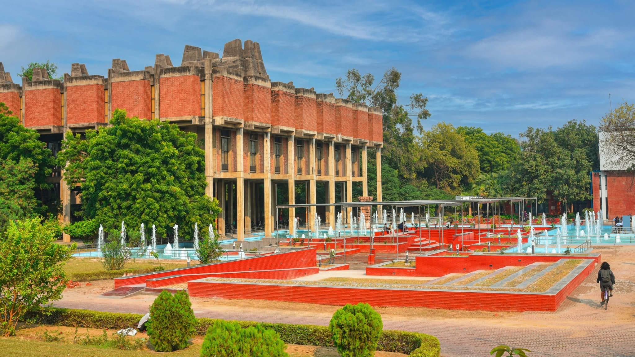 Indian Institute of Technology Kanpur (IITK) campus view