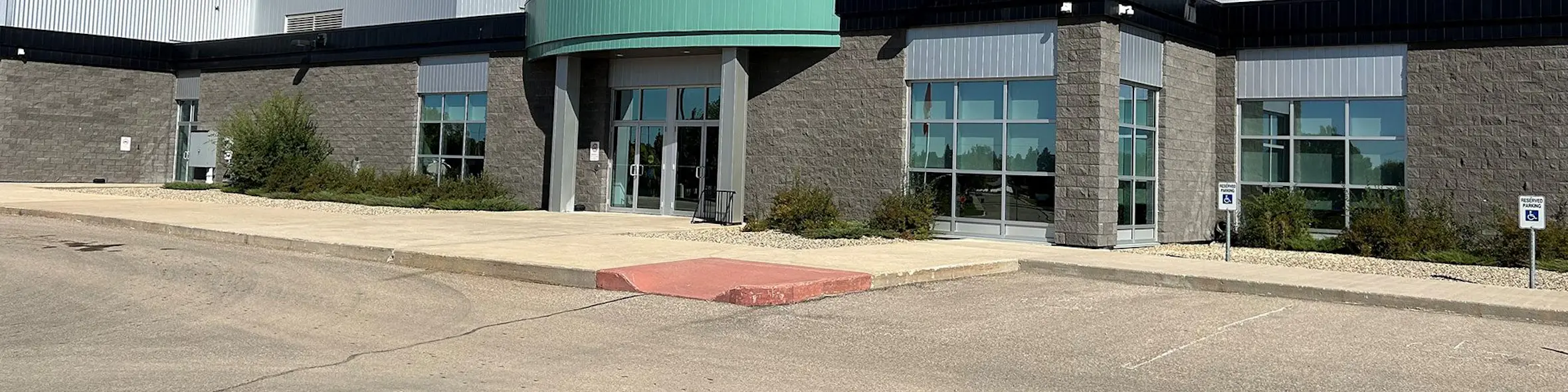 Suncrest College campus view