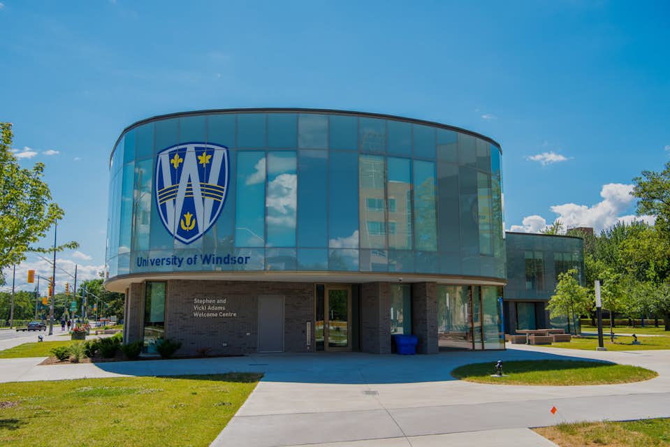 Study Abroad at University of Windsor, Canada InDepth Guide & Apply